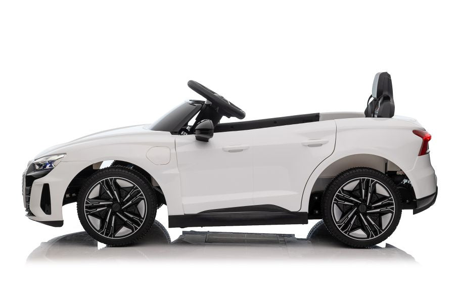 Battery-powered car Audi E-Tron GT QLS-6888 White – view 2
