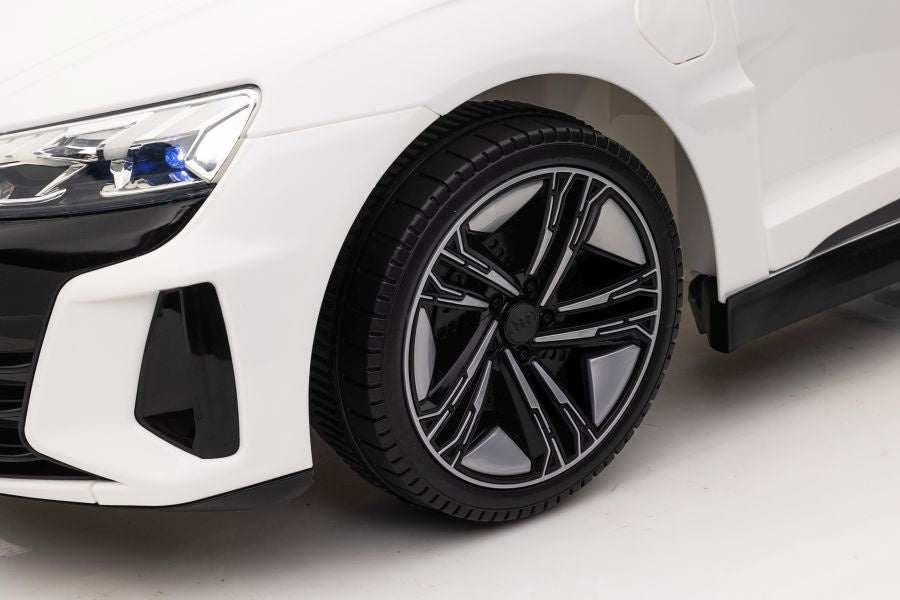 Battery-powered car Audi E-Tron GT QLS-6888 White – view 8