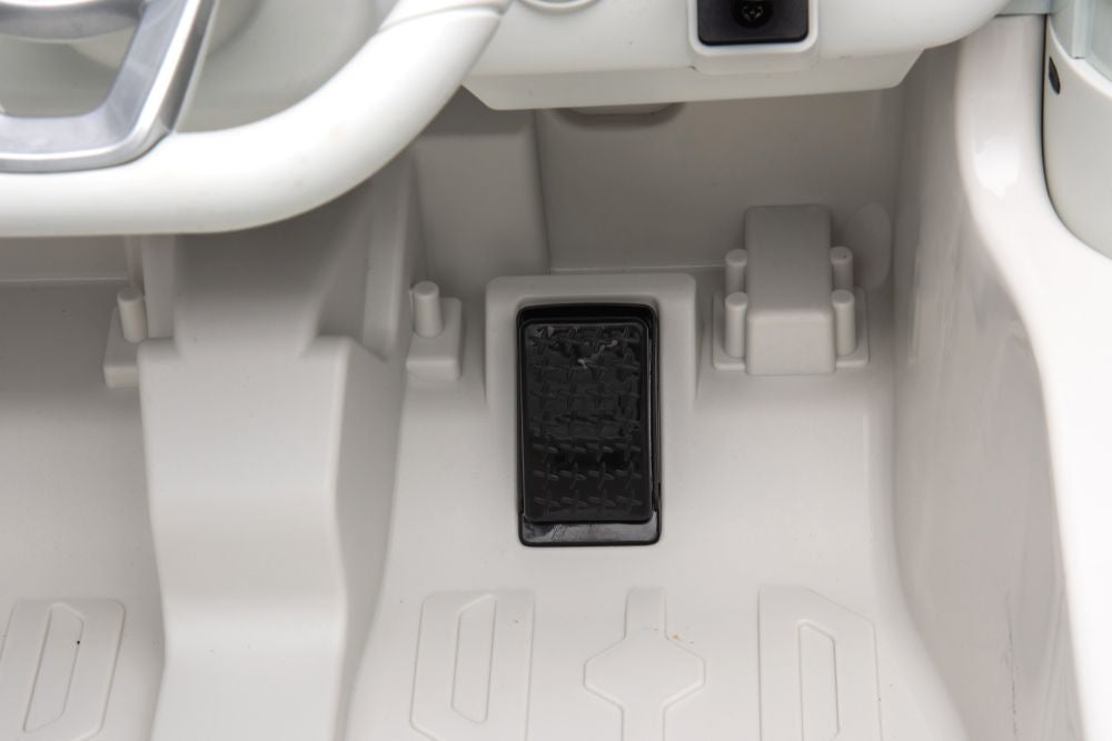 Battery-powered car Mercedes EQG 4x4 White – view 11