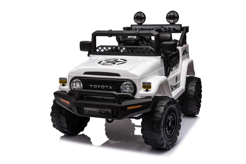 Battery Car Toyota FJ White  4x4 – view 2