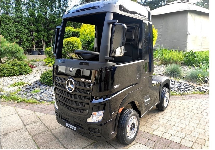 Electric Ride-On Car Mercedes Actros Black Painted MP4 – view 9