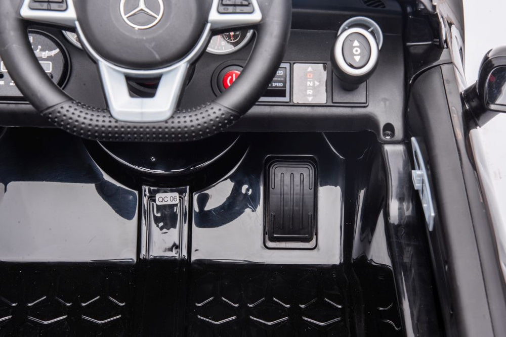 Electric Ride On Car Mercedes SLC 300 Red – view 10