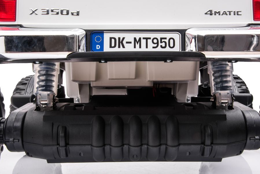 Battery-powered car Mercedes DK-MT950 4x4 White – view 11
